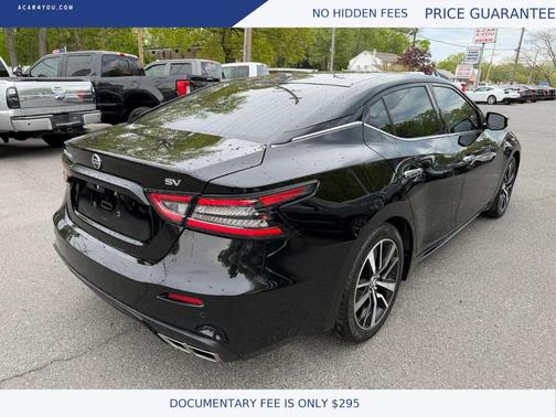Black 2021 Nissan Maxima 3.5 SV