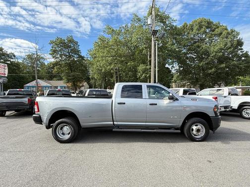 2021 RAM 3500 Tradesman Crew Cab 4x4 8' Box