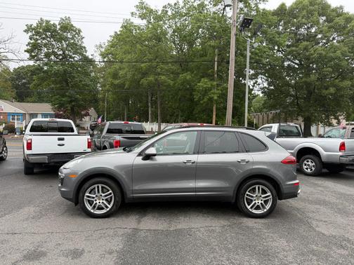 2016 Porsche Cayenne Sport Utility 4D