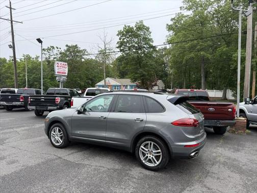 2016 Porsche Cayenne Base