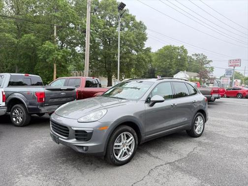 2016 Porsche Cayenne Base