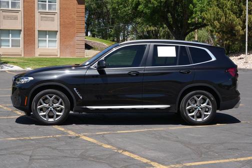 Black Sapphire Metallic 2024 BMW X3 xDrive30i
