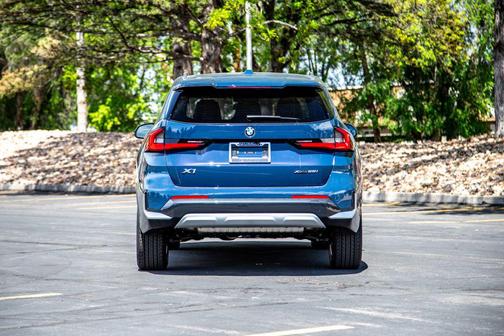 Night Dusk Blue Metallic 2026 BMW X1 xDrive28i