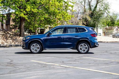Night Dusk Blue Metallic 2026 BMW X1 xDrive28i