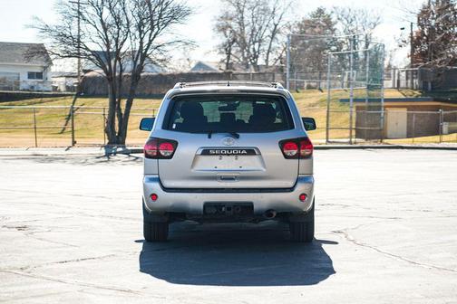 2020 Toyota Sequoia SR5