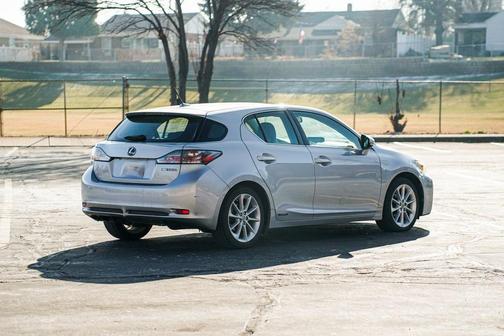 2011 Lexus CT 200h Base