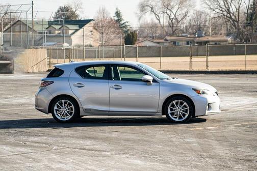 2011 Lexus CT 200h Base