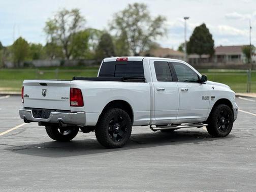 Bright White Clearcoat 2018 RAM 1500 Big Horn