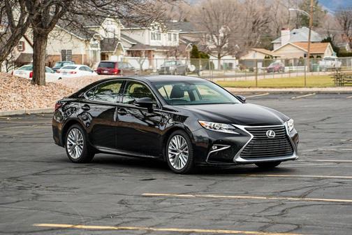 2016 Lexus ES 350 Base