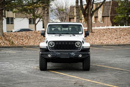2025 Jeep Gladiator Willys