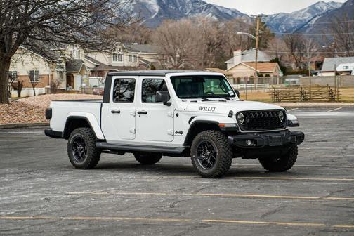 2025 Jeep Gladiator Willys