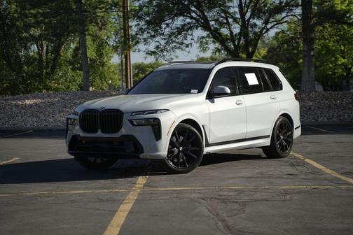 Brooklyn Grey Metallic 2024 BMW X7 xDrive40i