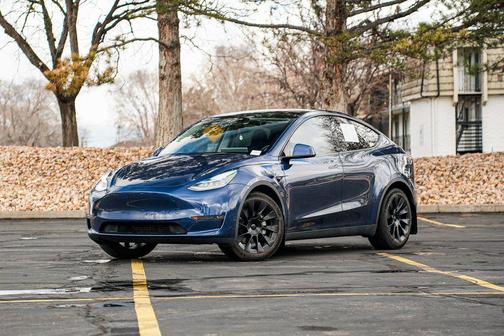 2023 Tesla Model Y Long Range Dual Motor All-Wheel Drive