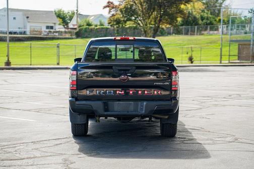 2022 Nissan Frontier PRO-4X