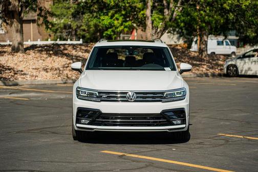 2019 Volkswagen Tiguan 2.0T SEL R-Line 4MOTION