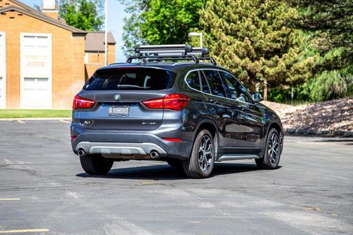 Mineral Gray Metallic 2018 BMW X1 sDrive28i