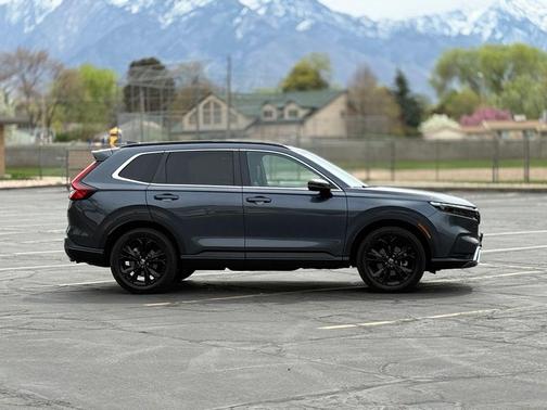 2023 Honda CR-V Hybrid Sport Touring AWD