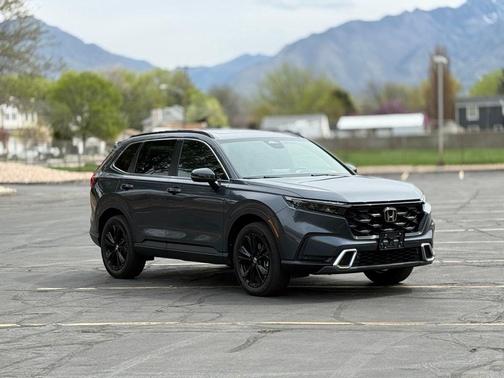 2023 Honda CR-V Hybrid Sport Touring AWD
