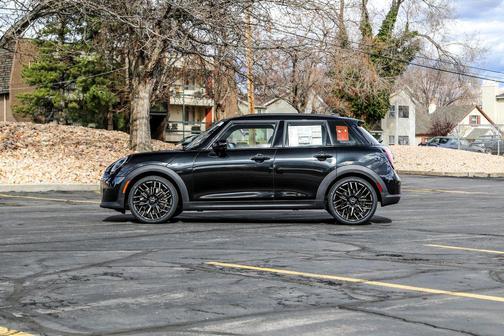 2026 MINI Hardtop Cooper