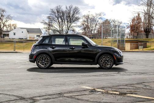 2026 MINI Hardtop Cooper