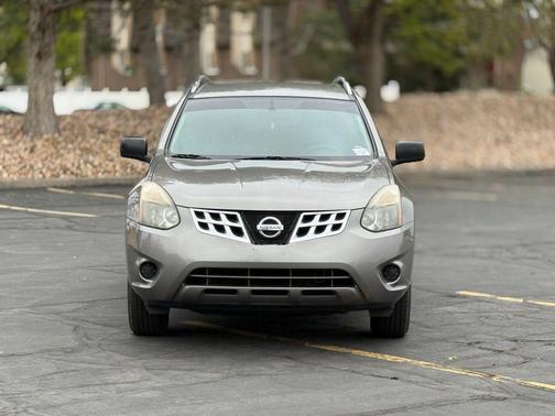 Platinum Graphite 2014 Nissan Rogue Select S