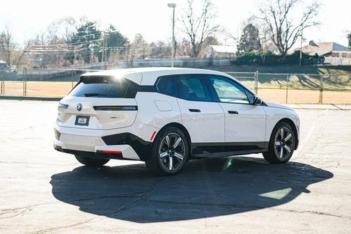 2023 BMW iX xDrive50