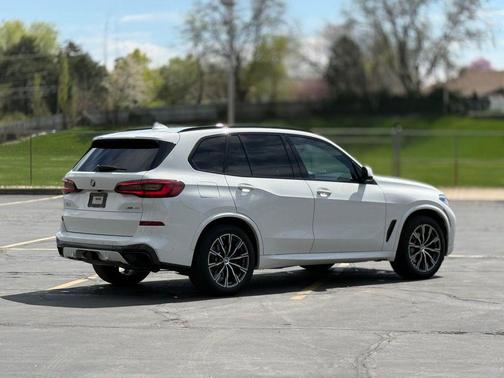 Alpine White 2020 BMW X5 xDrive40i