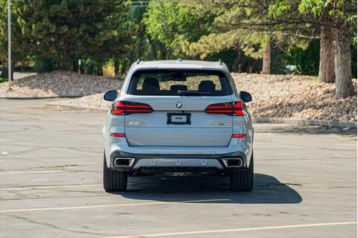 2025 BMW X5 xDrive40i