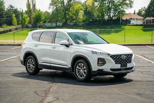 2019 Hyundai SANTA FE SE 2.4