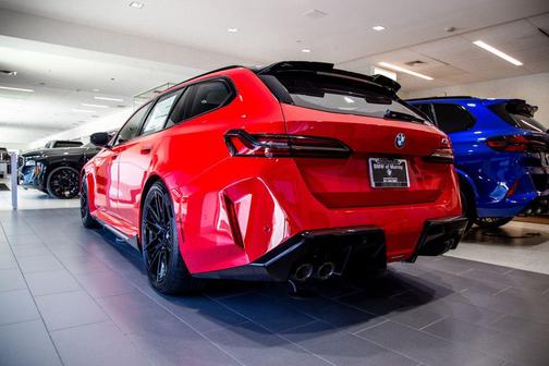 Special Order Color 2026 BMW M5 Base