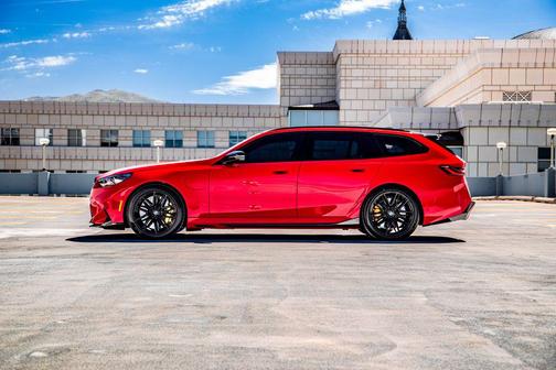 Special Order Color 2026 BMW M5 Base