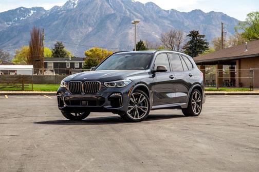 Gray Metallic 2020 BMW X5 M50i