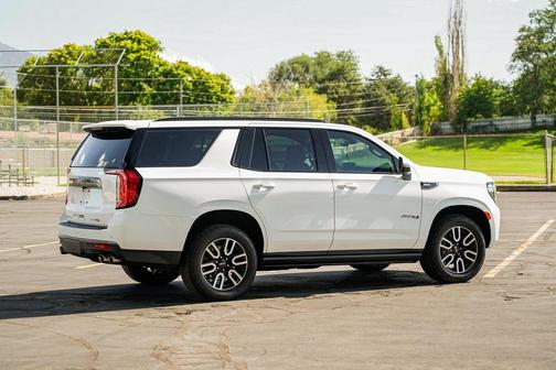 2022 GMC Yukon 4WD AT4