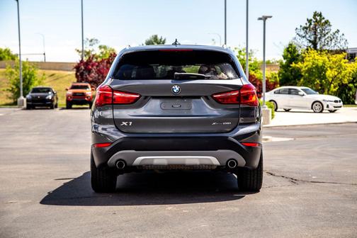 Mineral Grey Metallic 2019 BMW X1 xDrive28i
