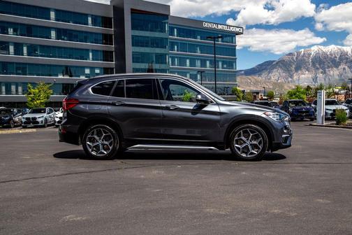 Mineral Grey Metallic 2019 BMW X1 xDrive28i