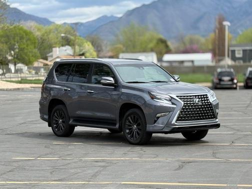 Nebula Gray Pearl 2023 Lexus GX 460 Luxury