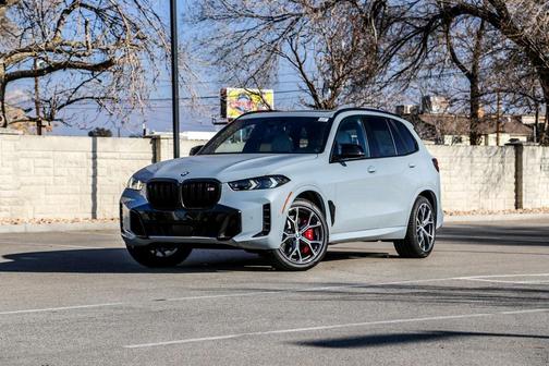 2026 BMW X5 M60i