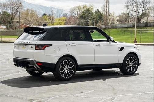 2022 Land Rover Range Rover Sport HSE Silver Edition