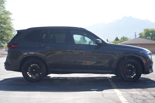 Dravit Grey Metallic 2026 BMW X5 M Base