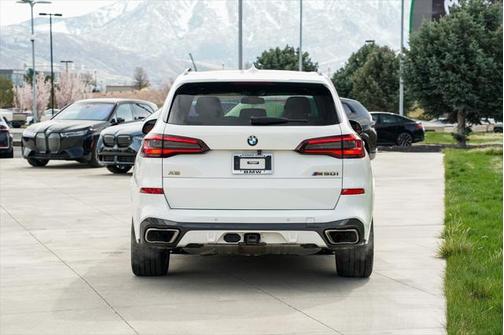 2022 BMW X5 M50i