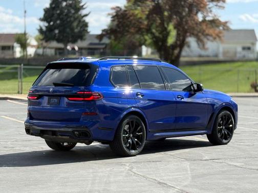 Blue Metallic 2024 BMW X7 M60i