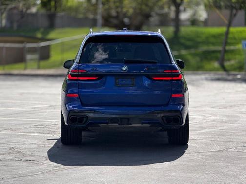 Blue Metallic 2024 BMW X7 M60i