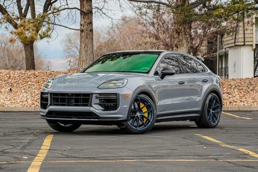 2024 Porsche Cayenne Turbo GT