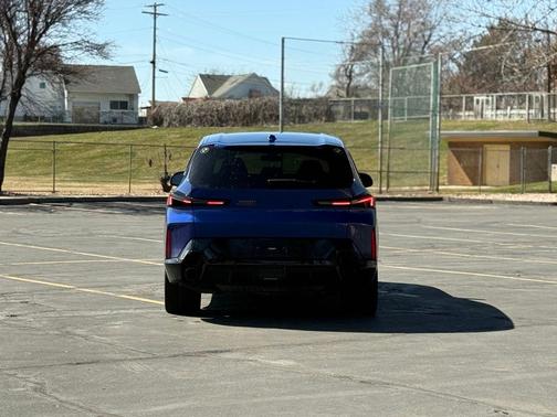 Marina Bay Blue Metallic 2023 BMW XM XM