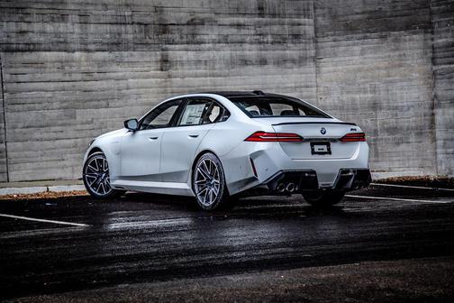 Alpine White 2026 BMW M5 Base