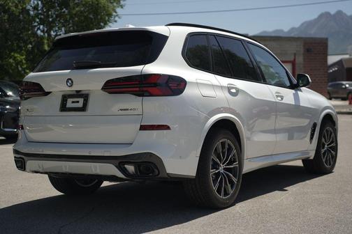 Alpine White 2026 BMW X5 xDrive40i