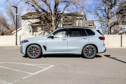 2026 BMW X5 PHEV xDrive50e