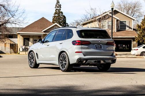 2026 BMW X5 PHEV xDrive50e