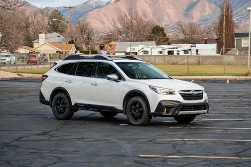 2020 Subaru Outback Touring XT