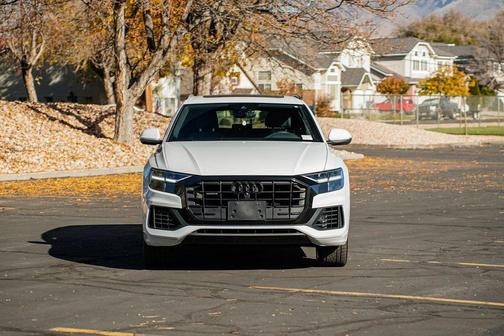 2021 Audi Q8 55 Premium